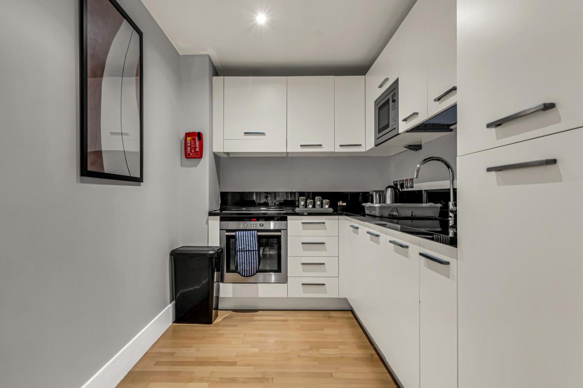Mysquare One Bedroom Serviced Apartment Near St Paul'S Blackfriars London Exterior foto